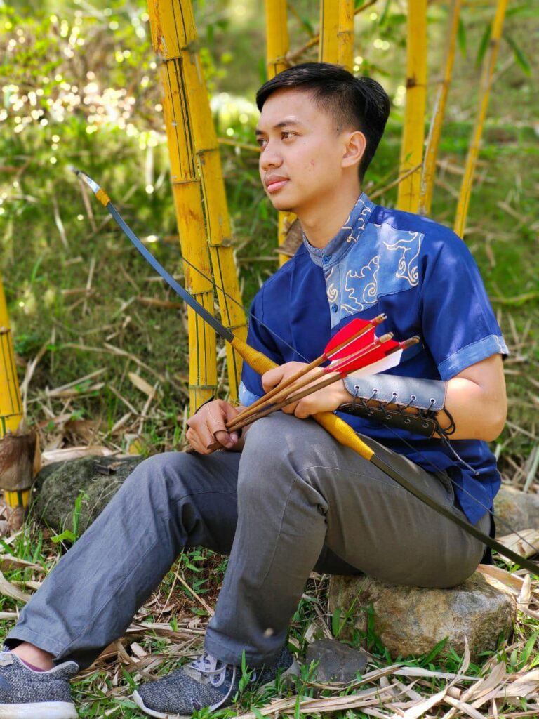 Busur Tradisional